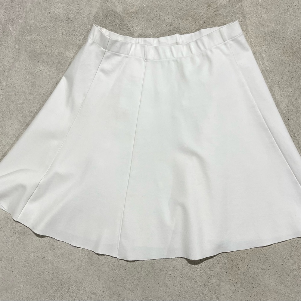 White a-line skirt